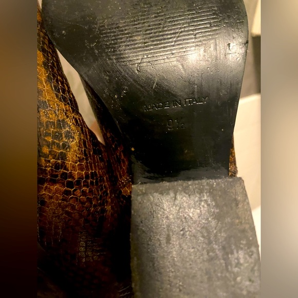 COPY - Everlane Italian Leather Snakeskin Boot - Picture 4 of 8